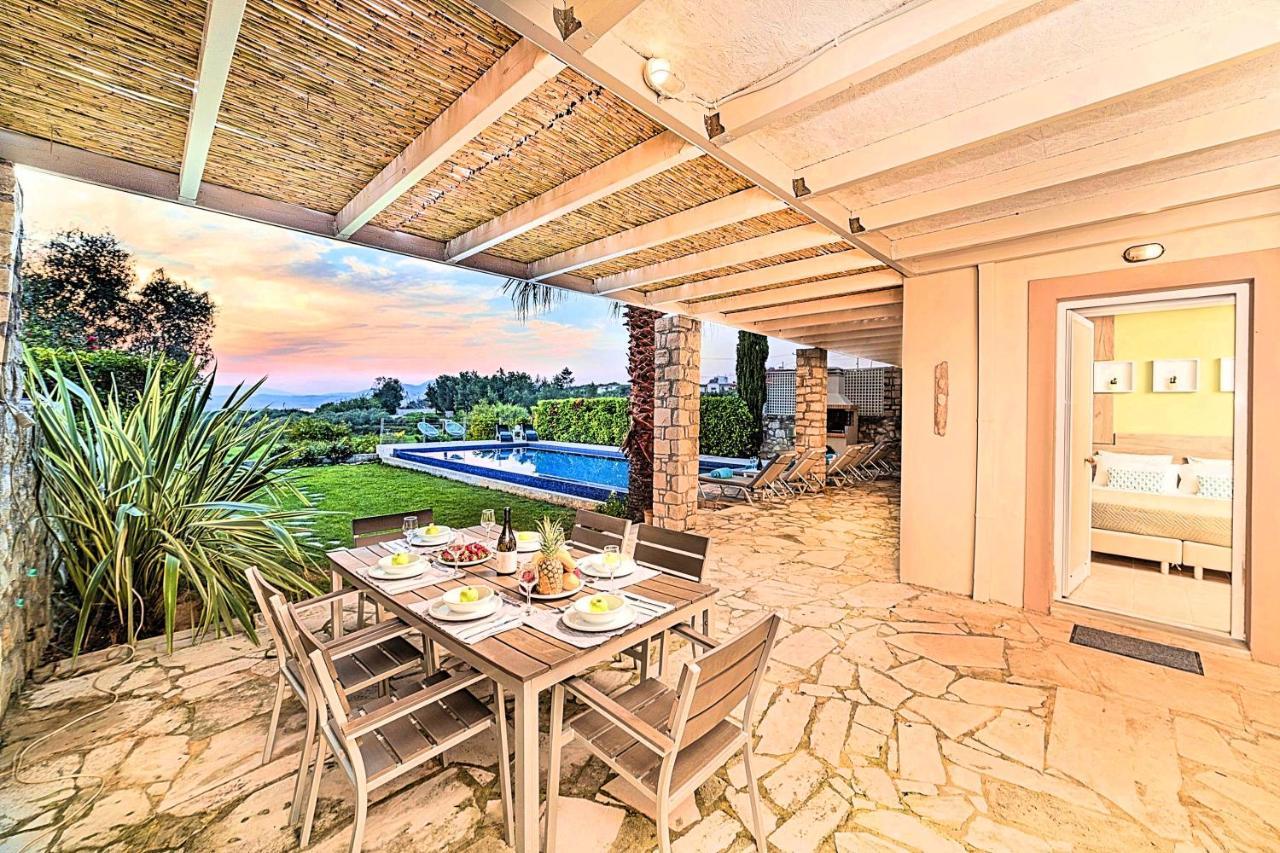 Cretan Mansion With Heated Swimming Pool Villa Jeorjúpoli Kültér fotó